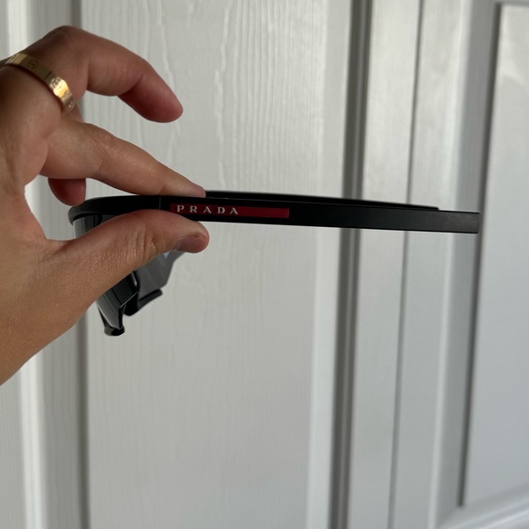 Prada Linea Rossa Active sunglasses black - Picture 3 of 12
